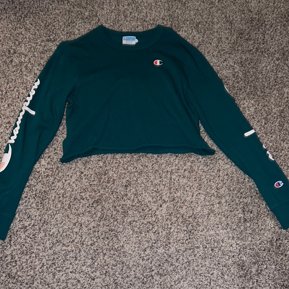 Cropped Champion Long Sleeve Shirt